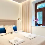 Secret Garden - Wonderful Centre - Ground Floor - Quiet Location Апартаменты
