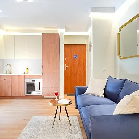 Secret Garden - Wonderful Centre - Ground Floor - Quiet Location