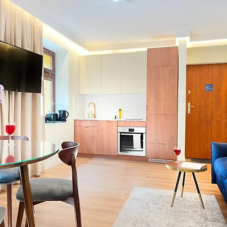 Апартаменты Secret Garden - Wonderful Centre - Ground Floor - Quiet Location