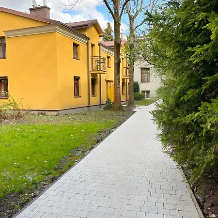 Апартаменты Secret Garden - Wonderful Centre - Ground Floor - Quiet Location *