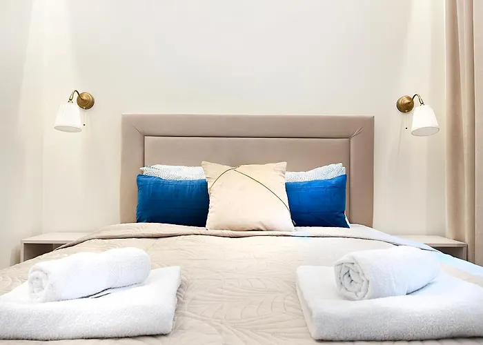 Secret Garden - Wonderful Centre - Ground Floor - Quiet Location