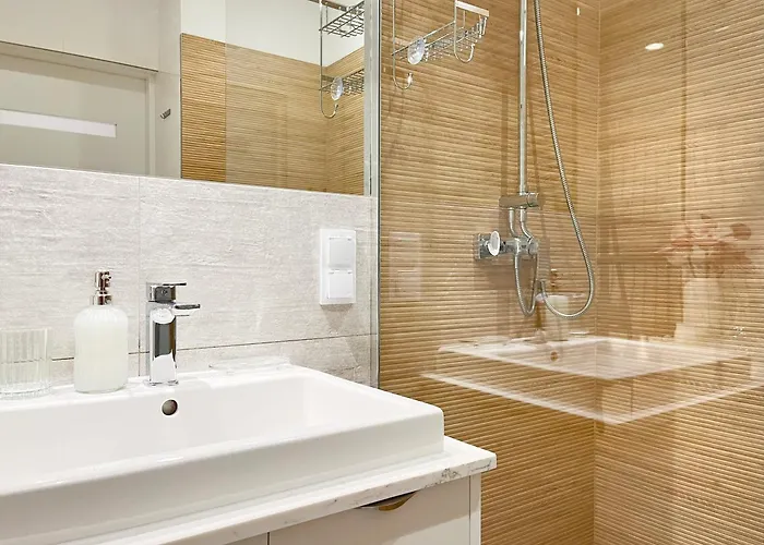 Apartment Secret Garden - Wonderful Centre - Ground Floor - Quiet Location *