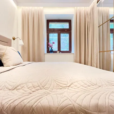 דירה Secret Garden - Wonderful Centre - Ground Floor - Quiet Location